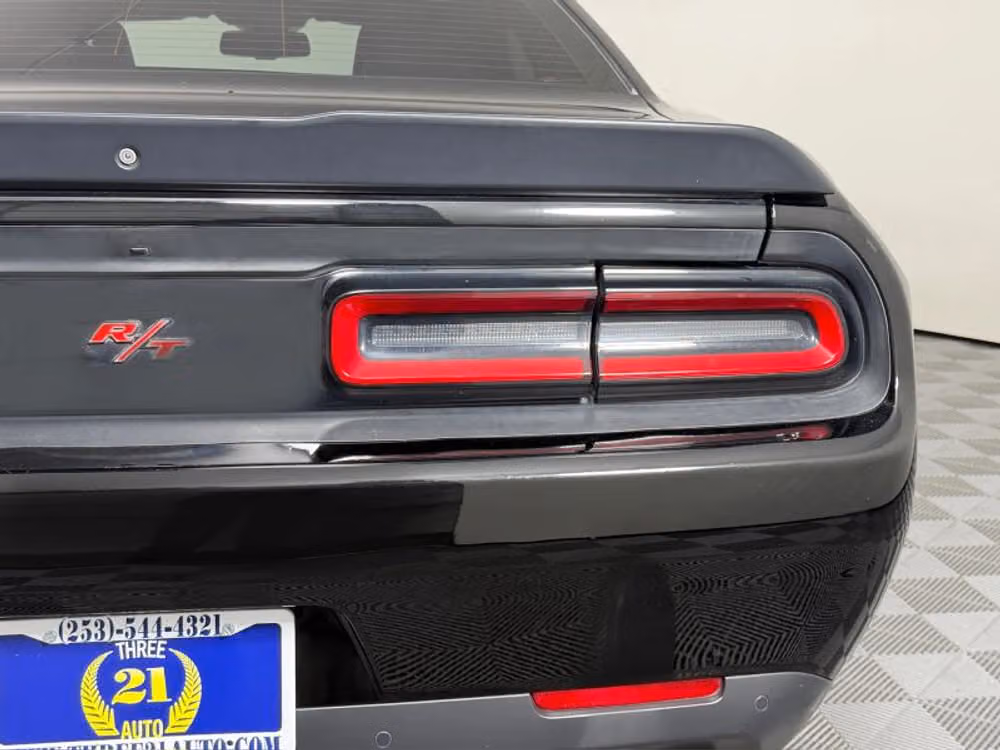 2018 Dodge Challenger R/T Scat Pack Image 11