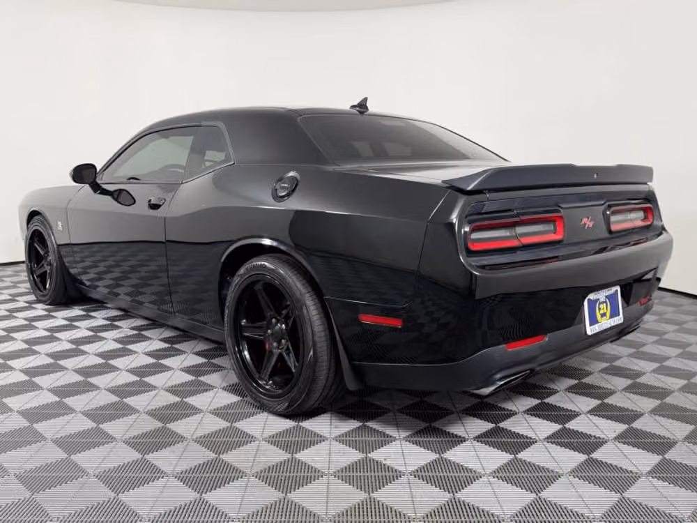2018 Dodge Challenger R/T Scat Pack Image 12