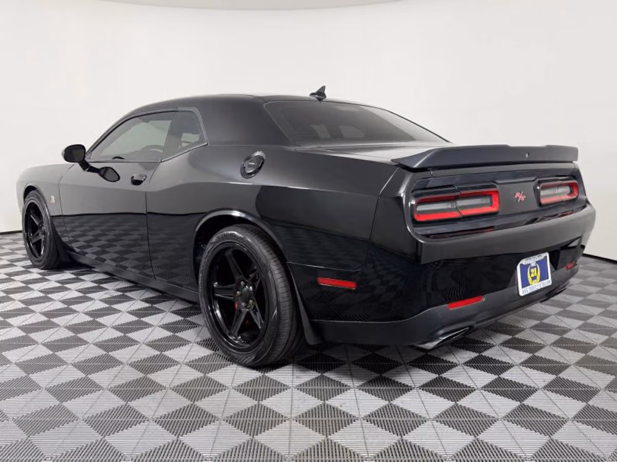 2018 Dodge Challenger R/T Scat Pack Image 12