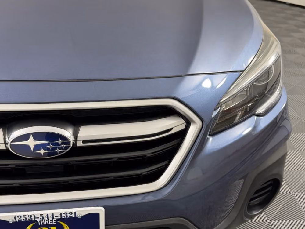 2018 Subaru Outback 2.5i Crossover Image 5
