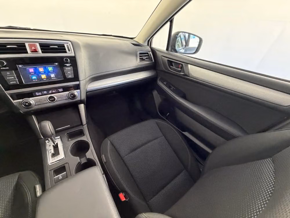 2018 Subaru Outback 2.5i Crossover Image 28