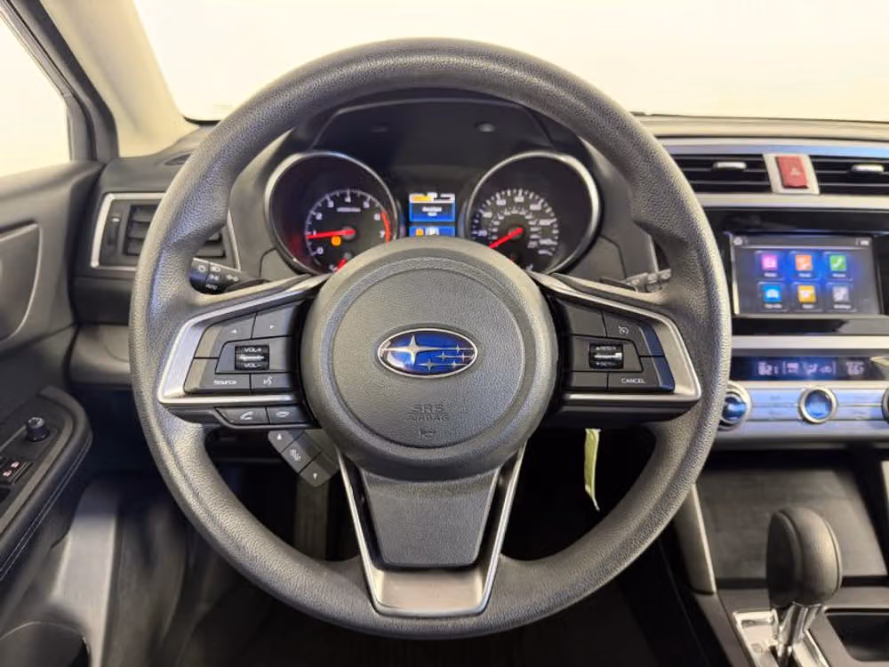 2018 Subaru Outback 2.5i Crossover Image 33