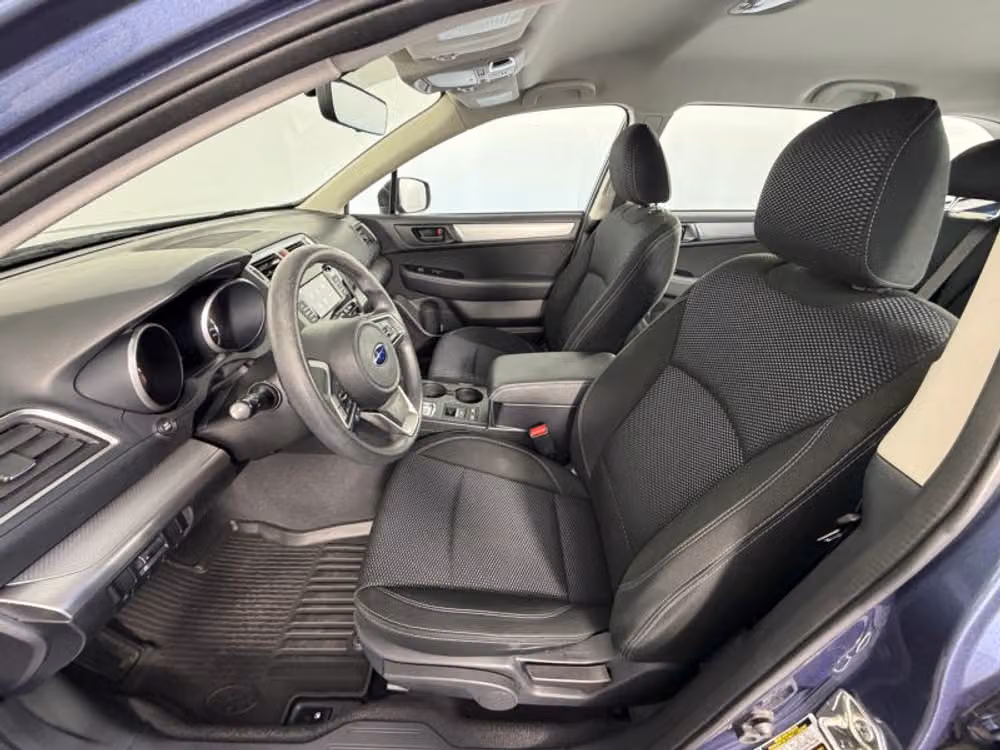2018 Subaru Outback 2.5i Crossover Image 18