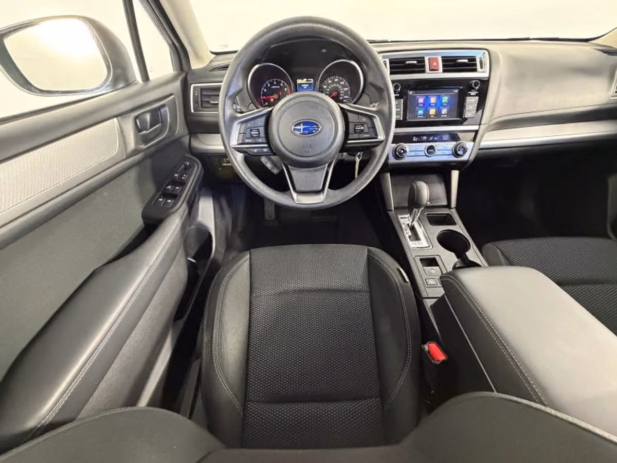 2018 Subaru Outback 2.5i Crossover Image 32