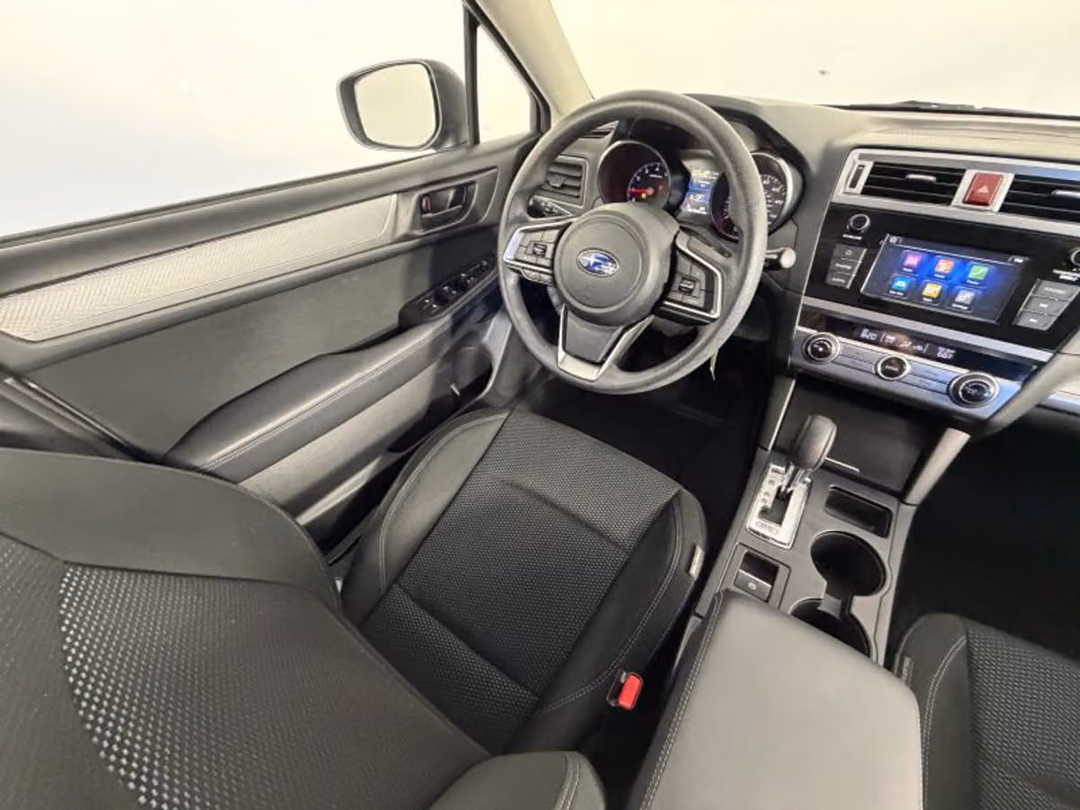 2018 Subaru Outback 2.5i Crossover Image 27