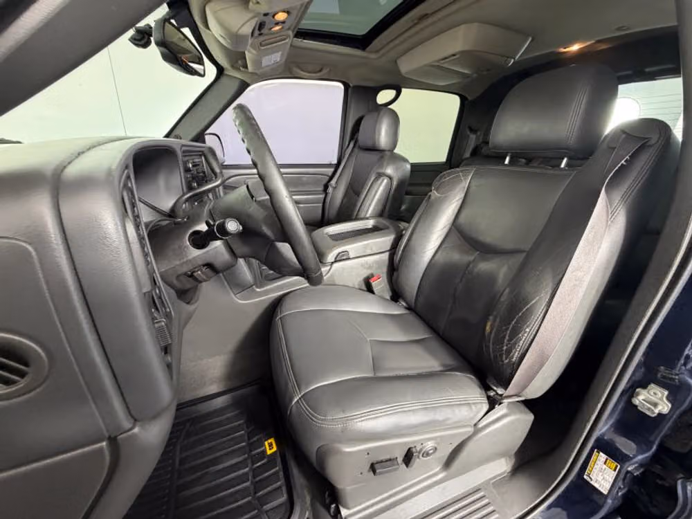 2004 Chevrolet Avalanche 1500 Crew Cab Image 28