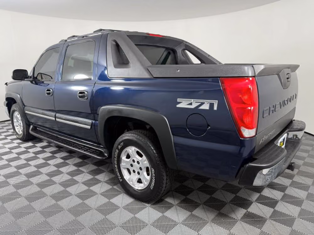 2004 Chevrolet Avalanche 1500 Crew Cab Image 7