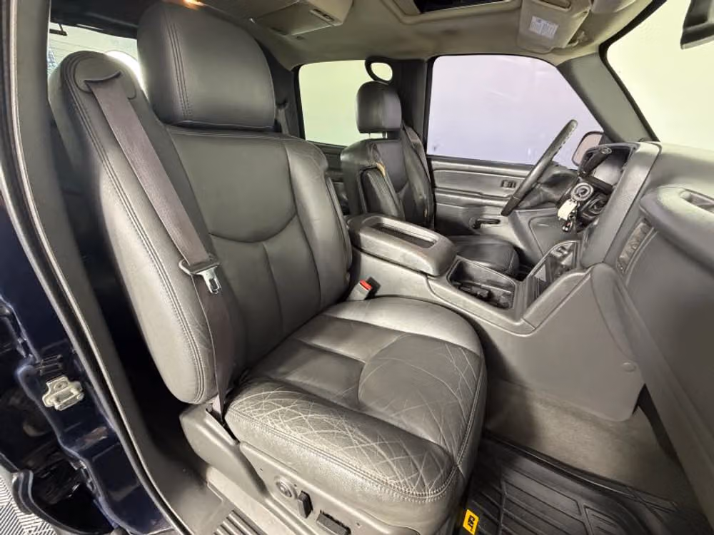 2004 Chevrolet Avalanche 1500 Crew Cab Image 29