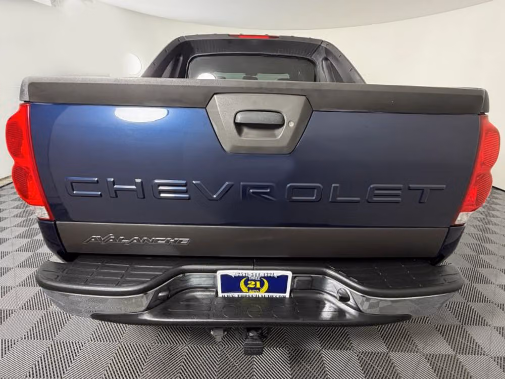 2004 Chevrolet Avalanche 1500 Crew Cab Image 20