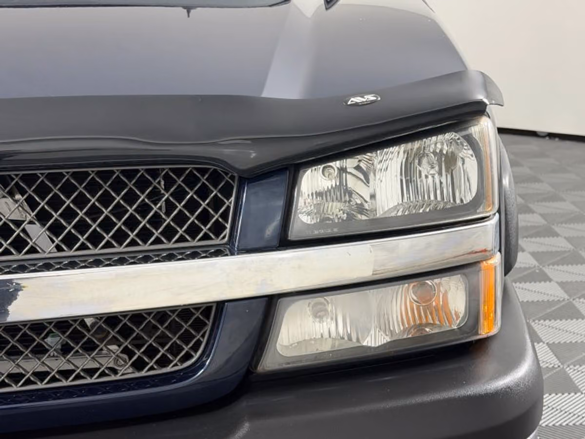 2004 Chevrolet Avalanche 1500 Crew Cab Image 5