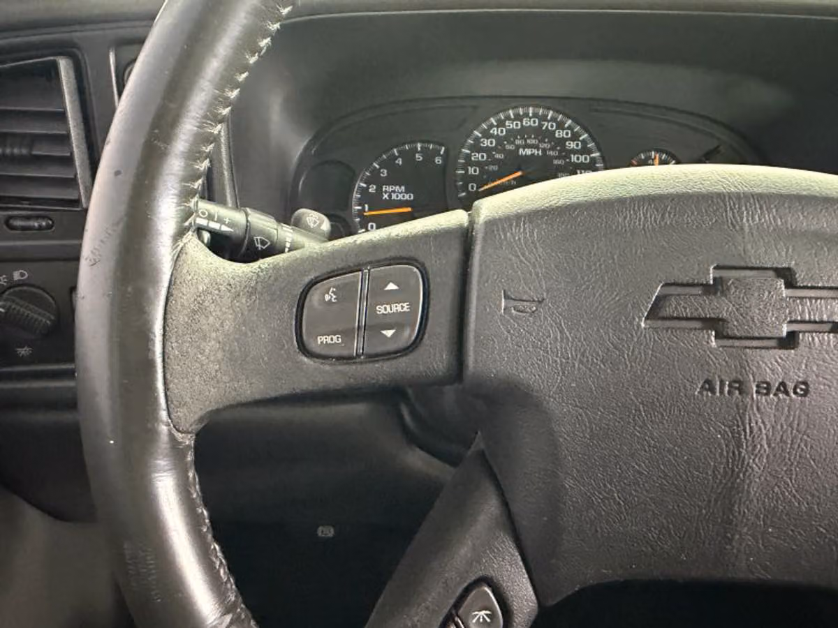2004 Chevrolet Avalanche 1500 Crew Cab Image 37