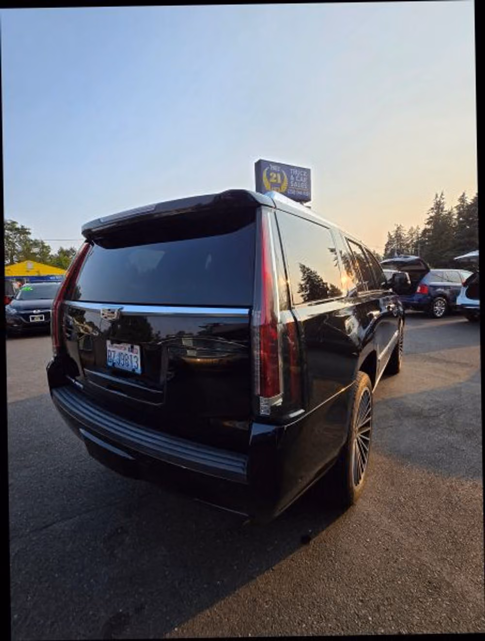 2019 Cadillac Escalade Premium Luxury Image 6