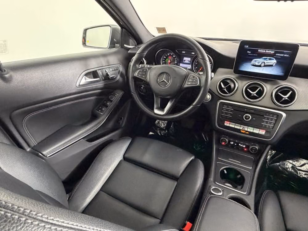 2020 Mercedes-Benz GLA GLA 250 Sport Utility 4D Image 9