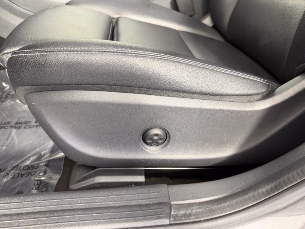 2020 Mercedes-Benz GLA GLA 250 Sport Utility 4D Image 21