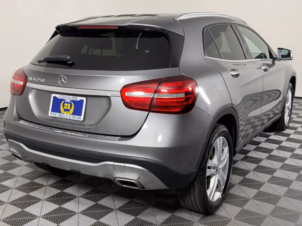 2020 Mercedes-Benz GLA GLA 250 Sport Utility 4D Image 24