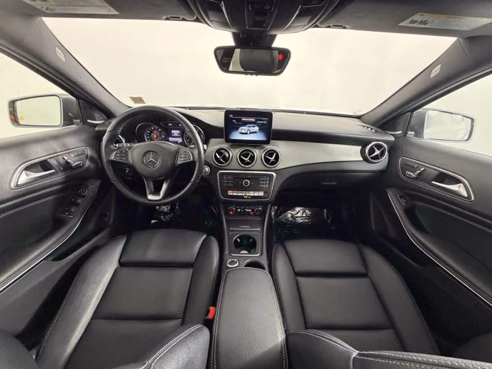 2020 Mercedes-Benz GLA GLA 250 Sport Utility 4D Image 8