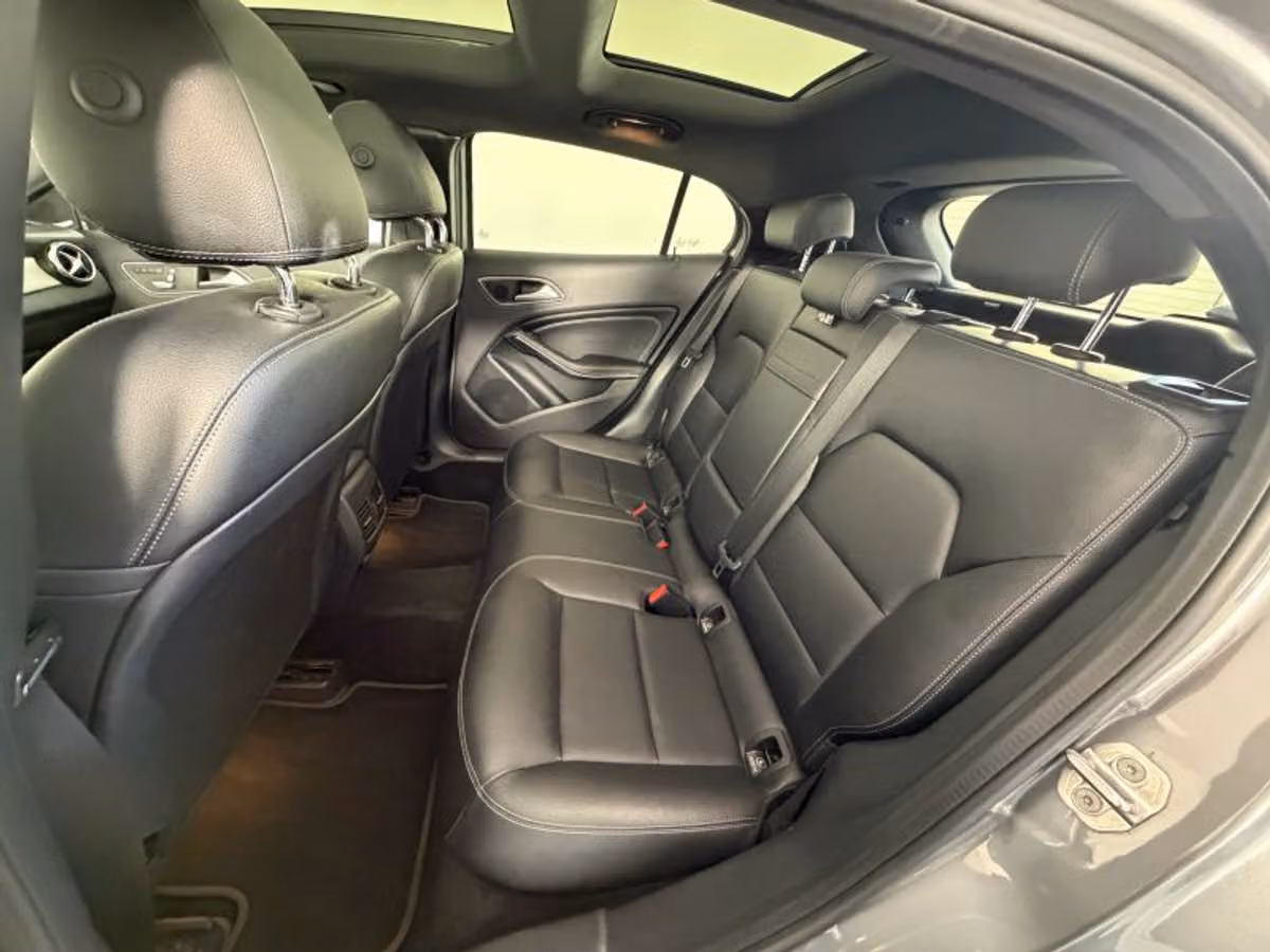 2020 Mercedes-Benz GLA GLA 250 Sport Utility 4D Image 34
