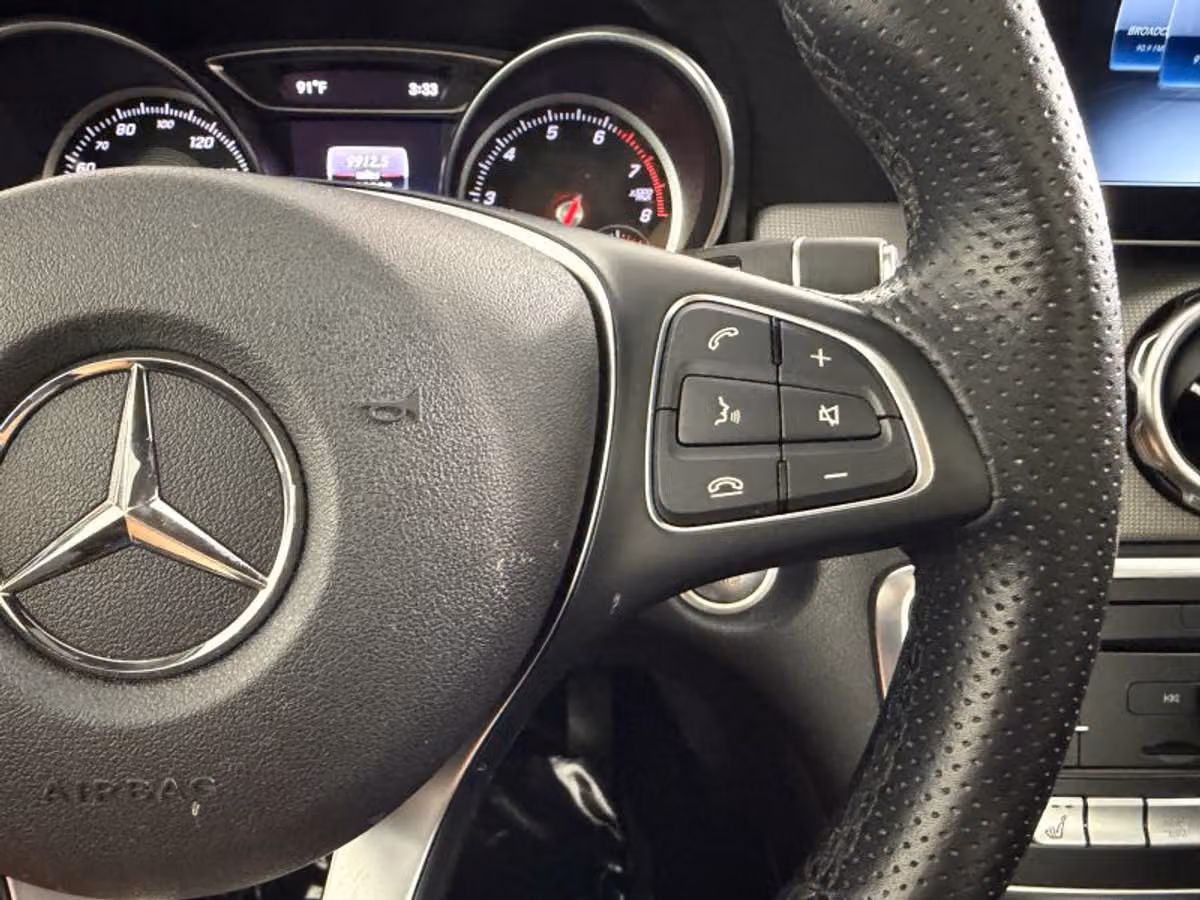 2020 Mercedes-Benz GLA GLA 250 Sport Utility 4D Image 44
