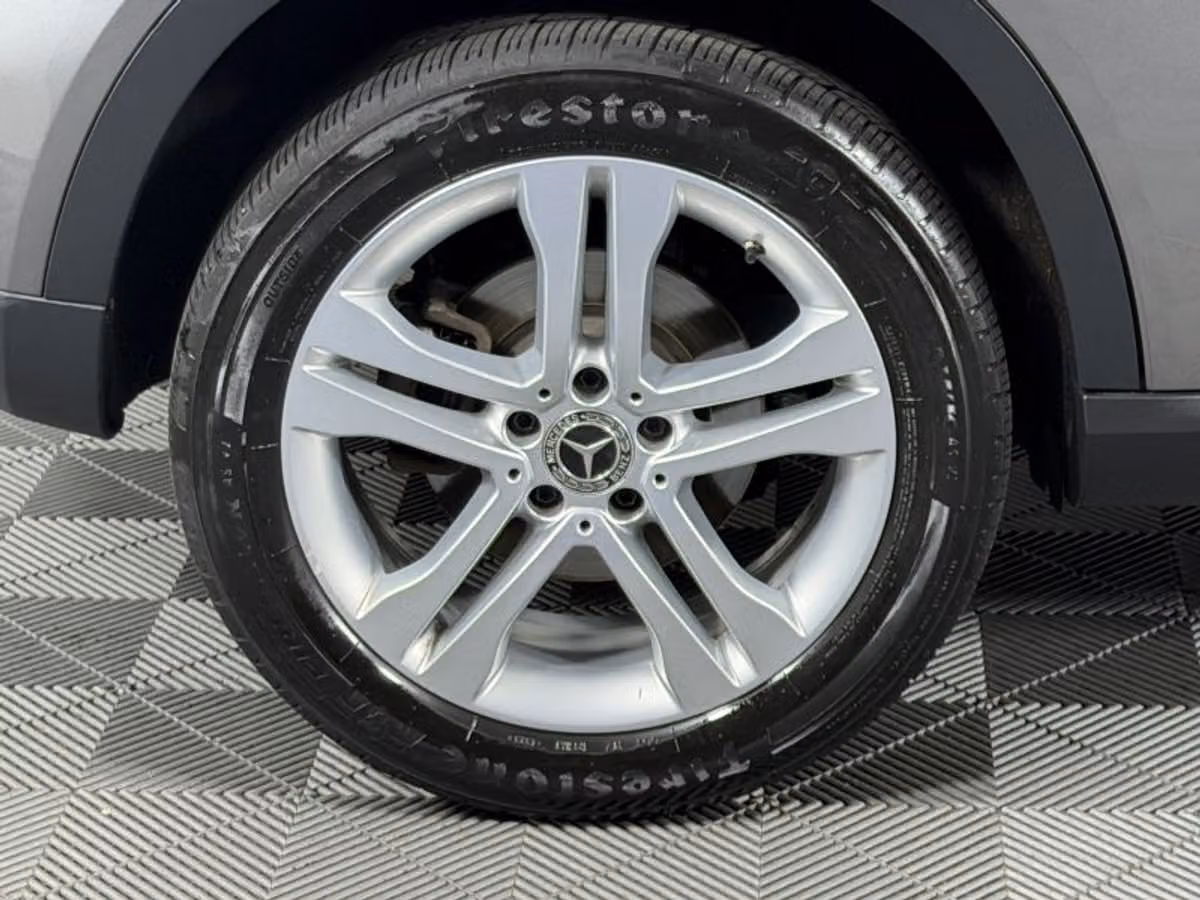 2020 Mercedes-Benz GLA GLA 250 Sport Utility 4D Image 27