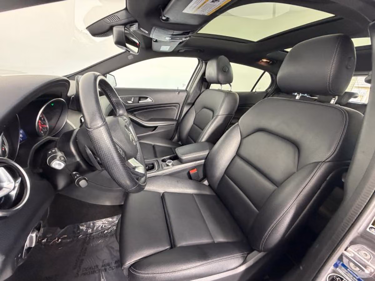 2020 Mercedes-Benz GLA GLA 250 Sport Utility 4D Image 28
