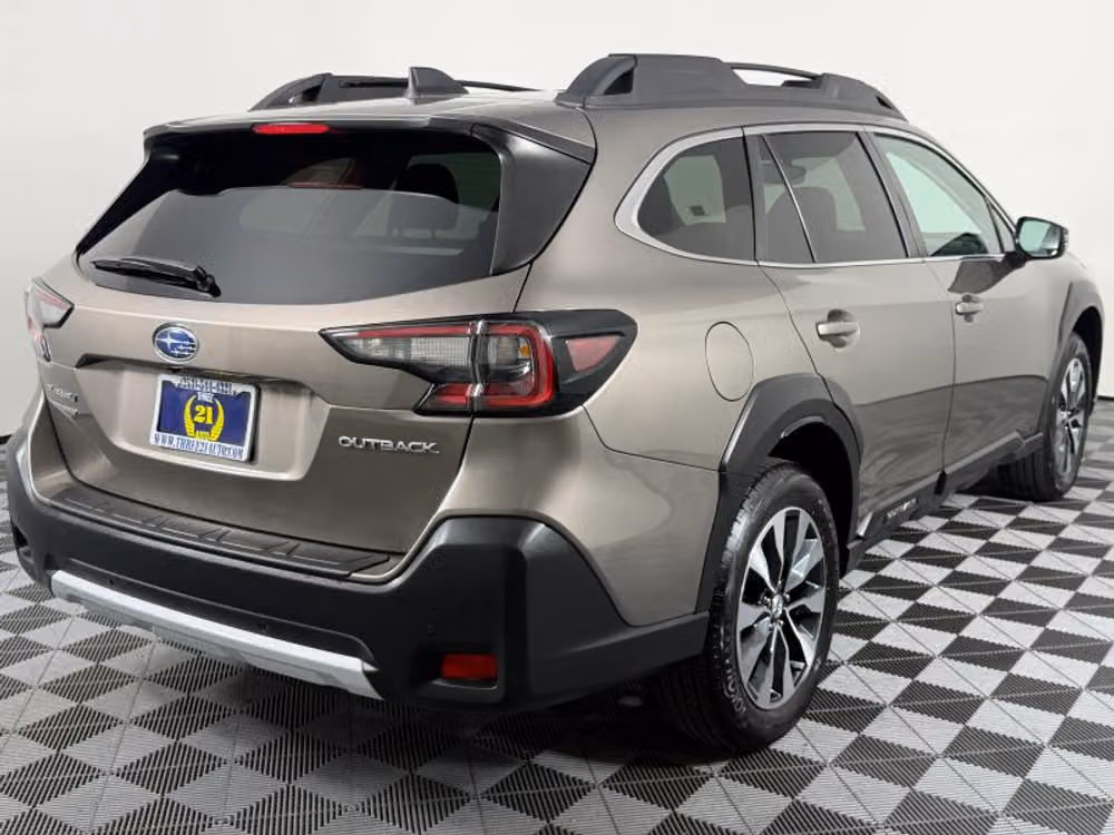 2024 Subaru Outback Limited Crossover Image 35