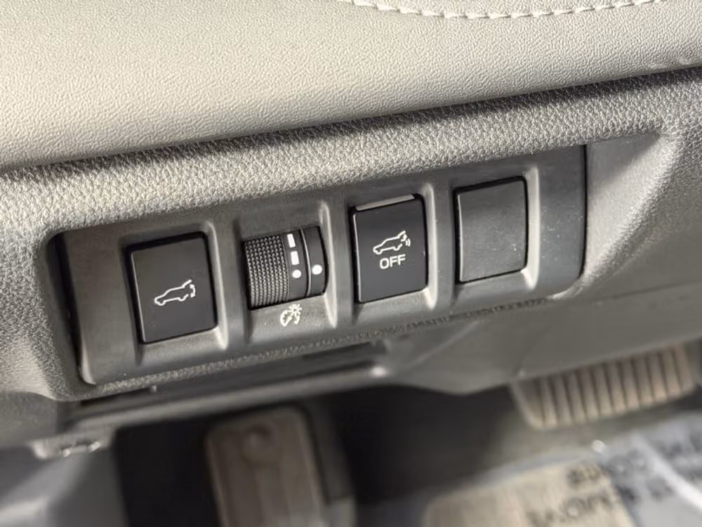 2024 Subaru Outback Limited Crossover Image 30