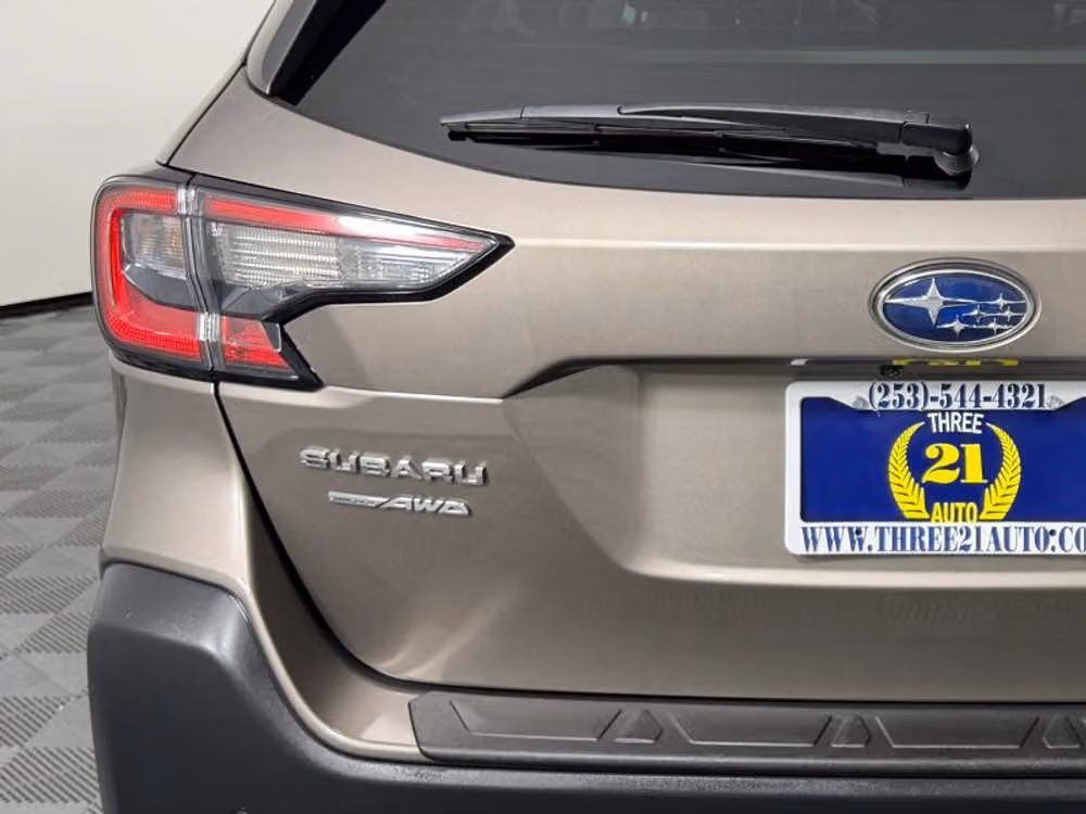 2024 Subaru Outback Limited Crossover Image 33