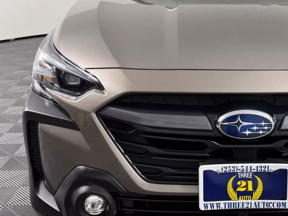 2024 Subaru Outback Limited Crossover Image 4