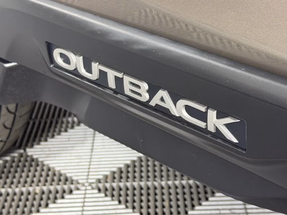 2024 Subaru Outback Limited Crossover Image 40