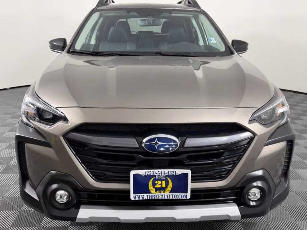 2024 Subaru Outback Limited Crossover Image 3
