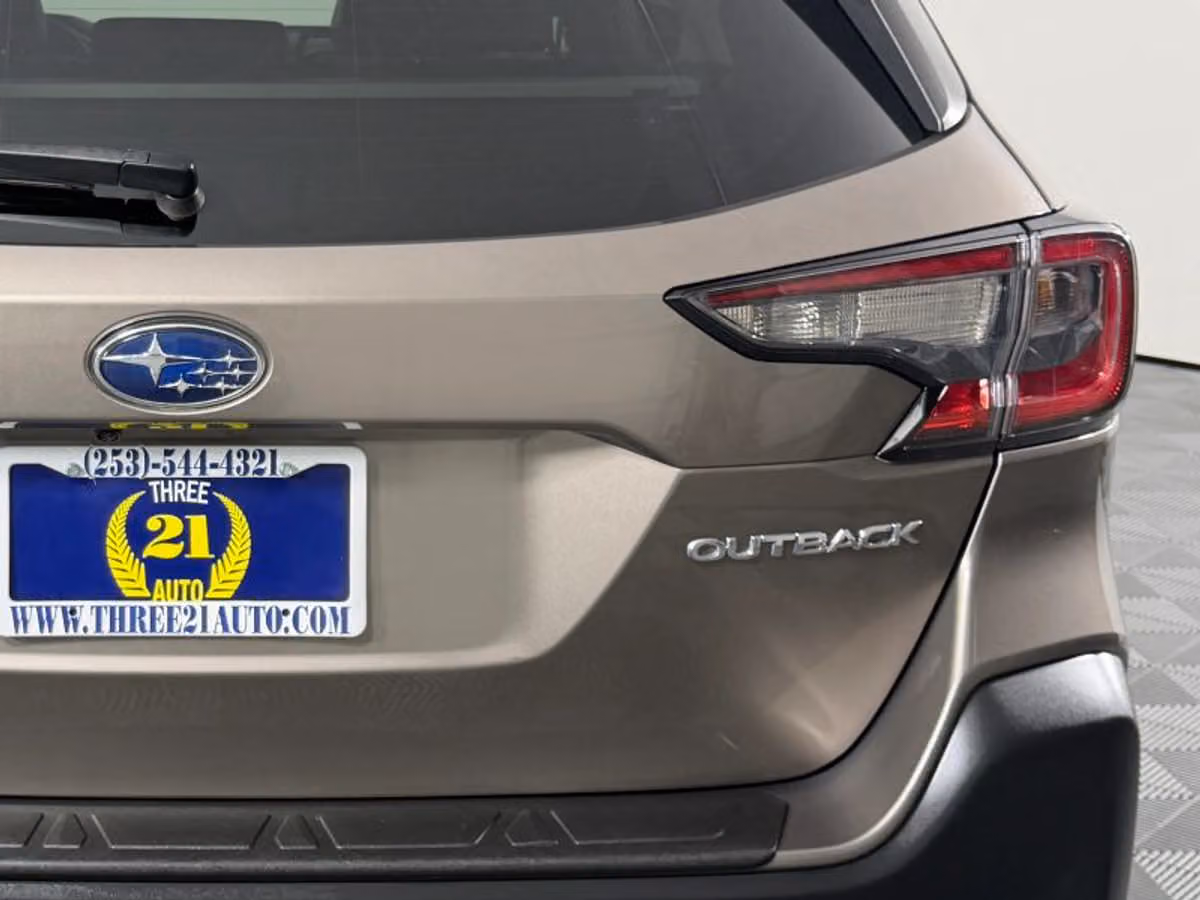 2024 Subaru Outback Limited Crossover Image 34