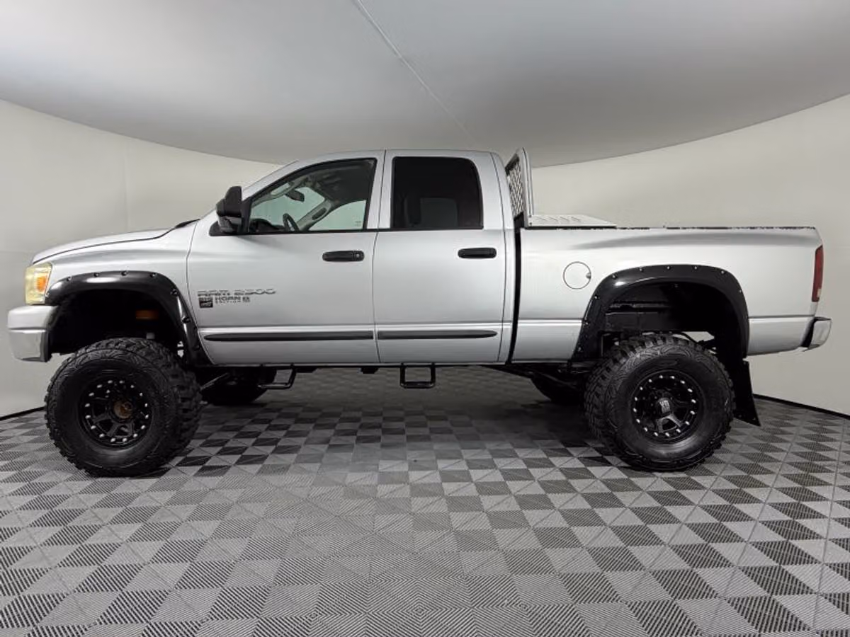 2006 Dodge Ram 2500 SLT Pickup 4D 6 1/4 ft Quad Cab Image 13