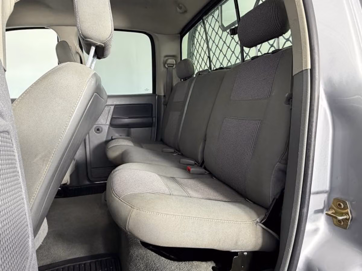 2006 Dodge Ram 2500 SLT Pickup 4D 6 1/4 ft Quad Cab Image 29