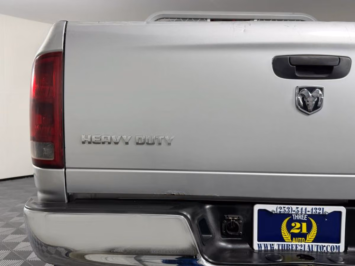 2006 Dodge Ram 2500 SLT Pickup 4D 6 1/4 ft Quad Cab Image 10