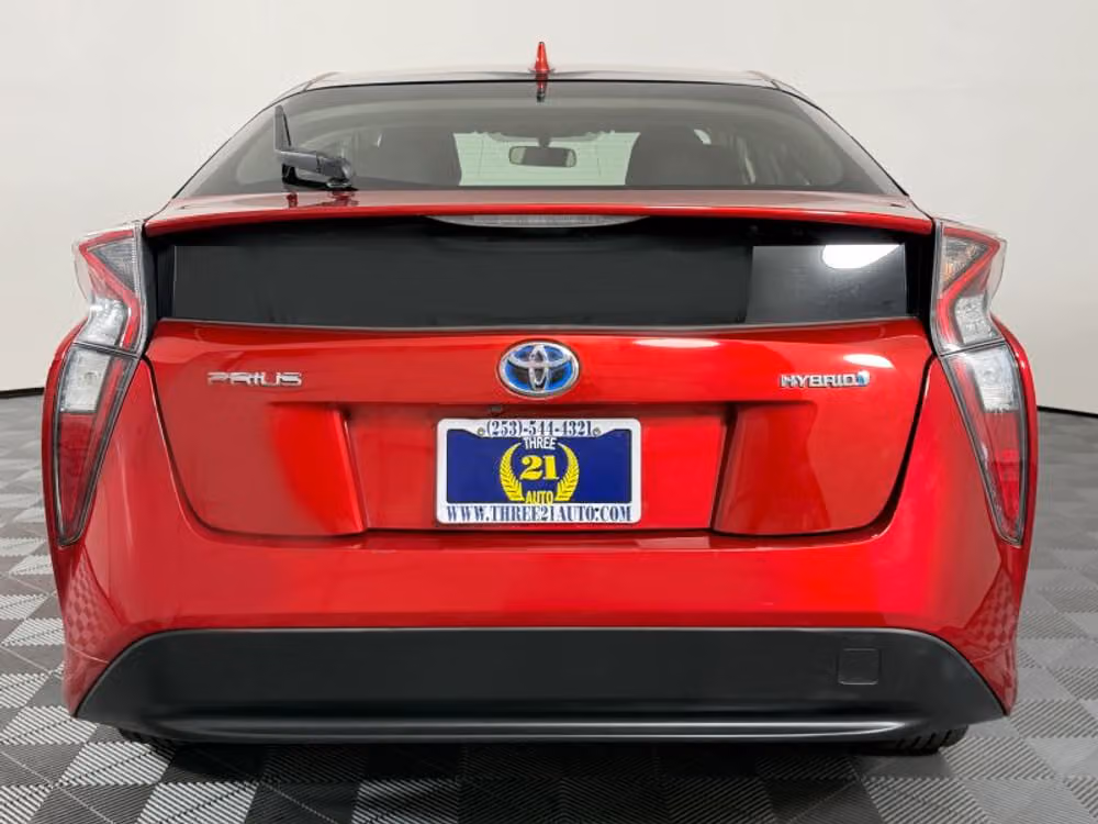 2016 Toyota Prius Two Image 9
