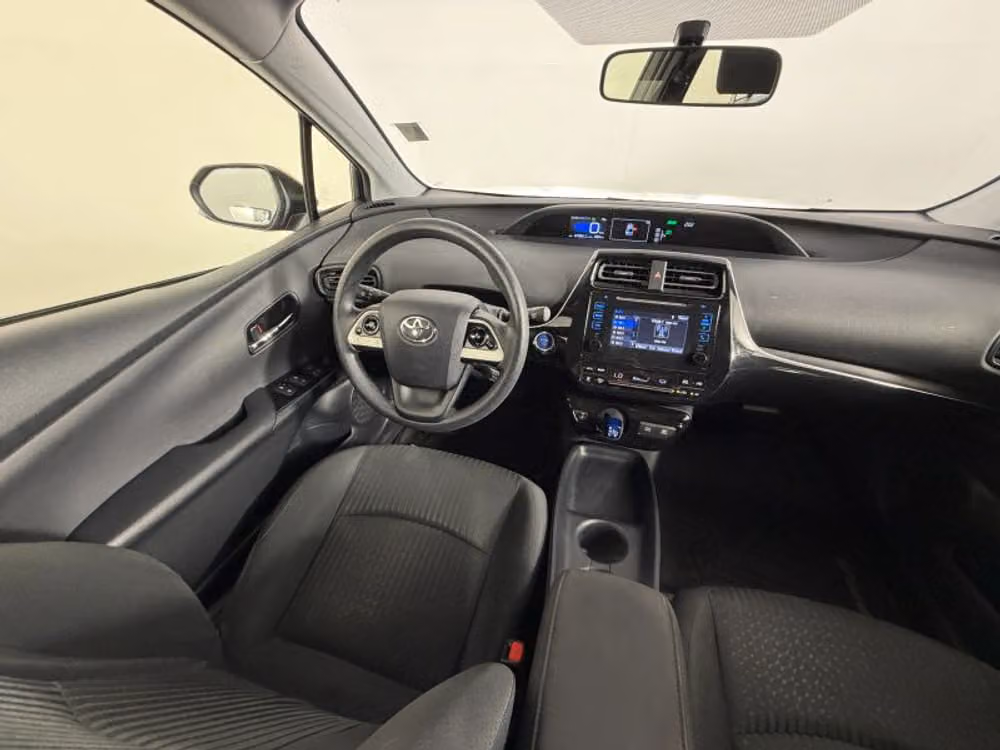 2016 Toyota Prius Two Image 20