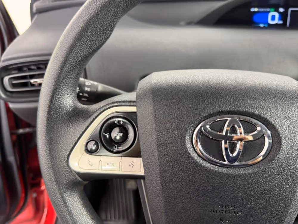2016 Toyota Prius Two Image 27