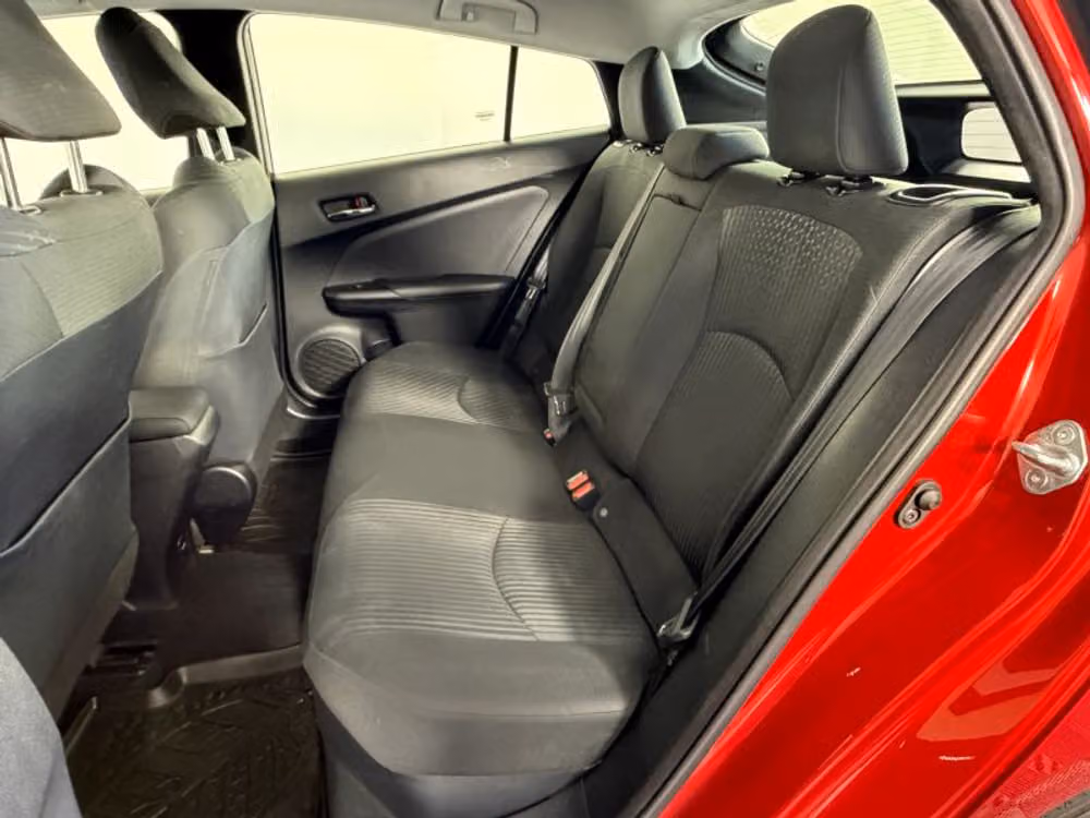 2016 Toyota Prius Two Image 35