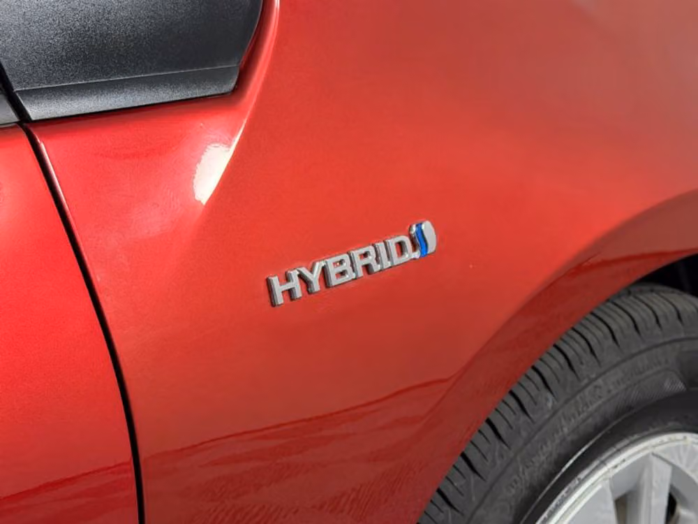 2016 Toyota Prius Two Image 15