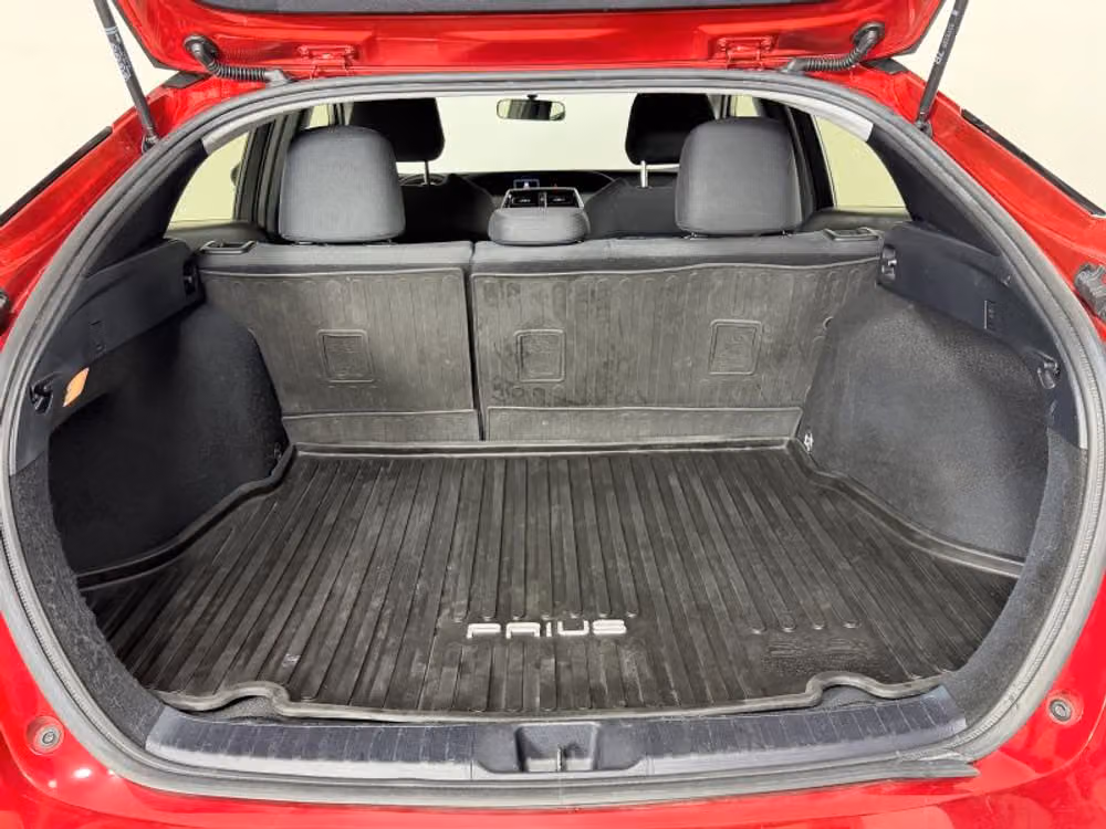 2016 Toyota Prius Two Image 16