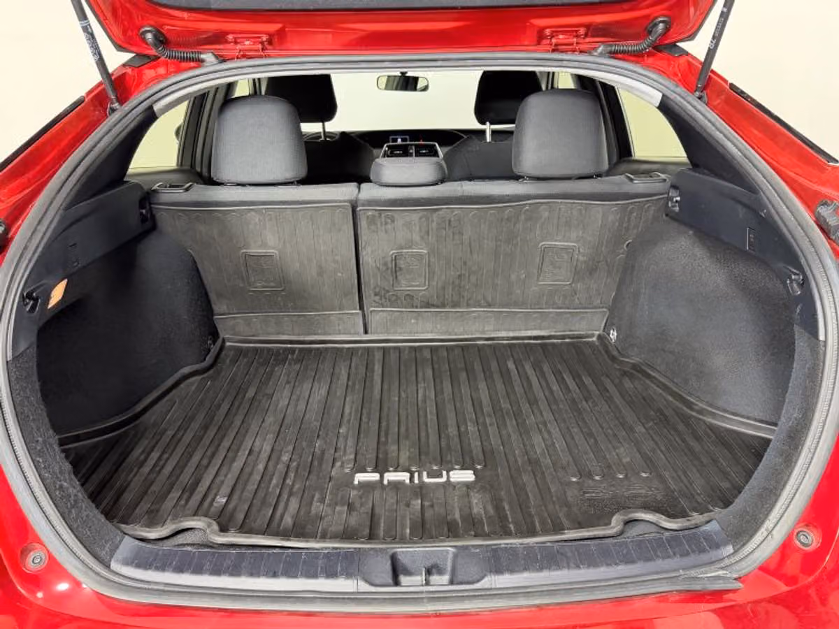 2016 Toyota Prius Two Image 16