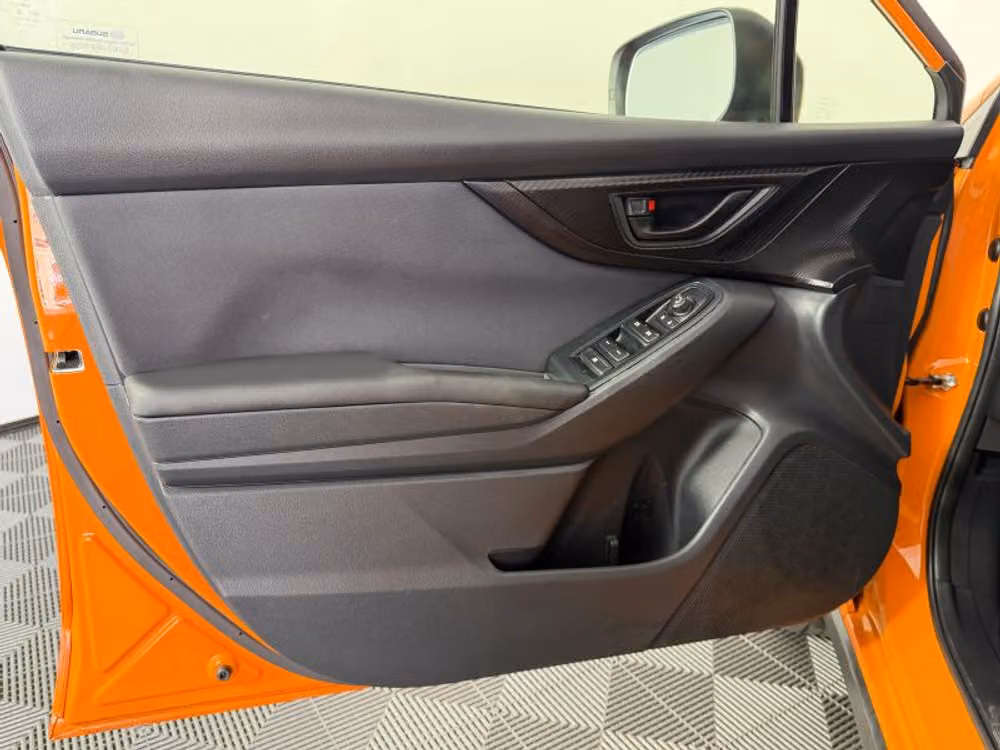 2019 Subaru Crosstrek 2.0i Premium Crossover Image 32