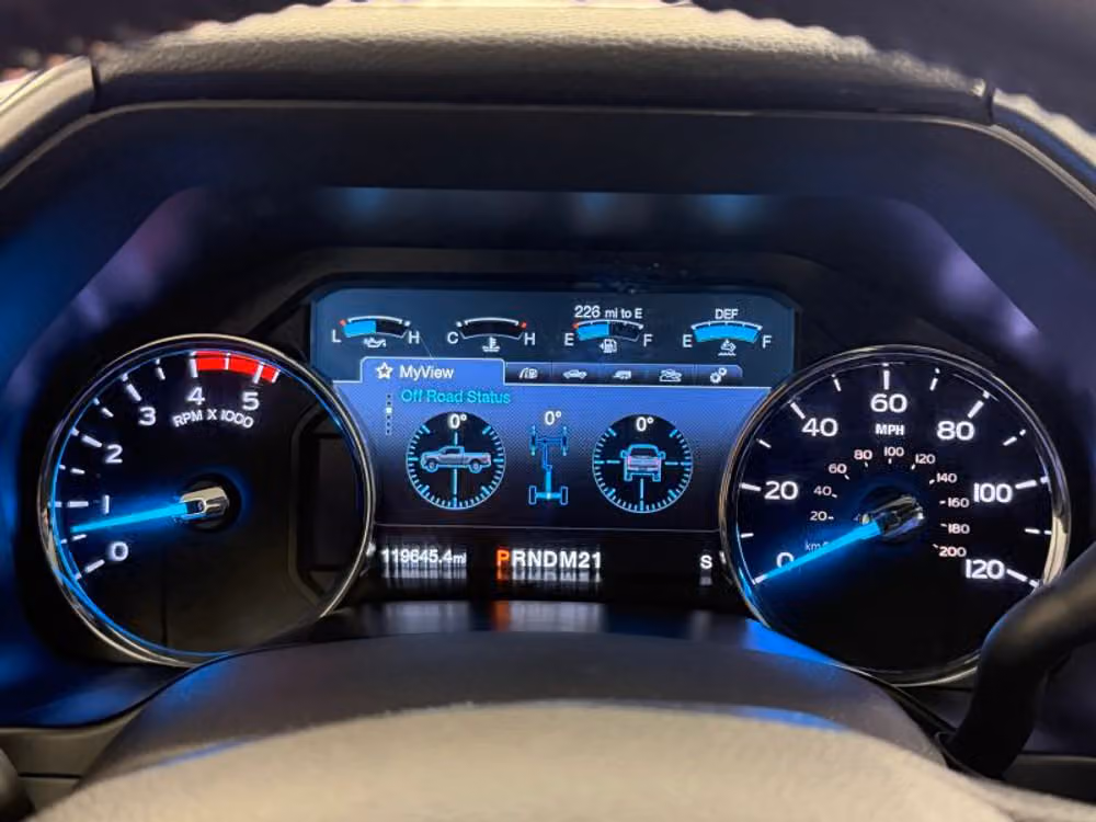 2018 Ford F-350 Super Duty Platinum Crew Cab Image 45