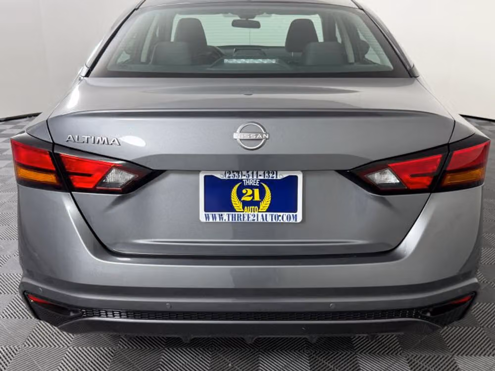 2025 Nissan Altima 2.5 SV Image 9
