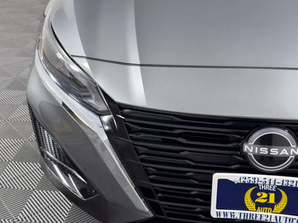 2025 Nissan Altima 2.5 SV Image 4