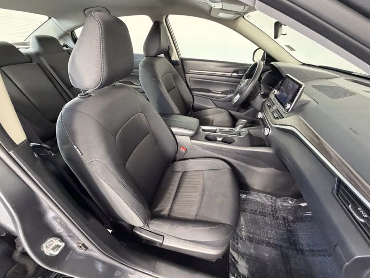 2025 Nissan Altima 2.5 SV Image 18