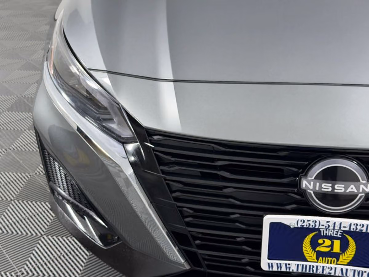2025 Nissan Altima 2.5 SV Image 4