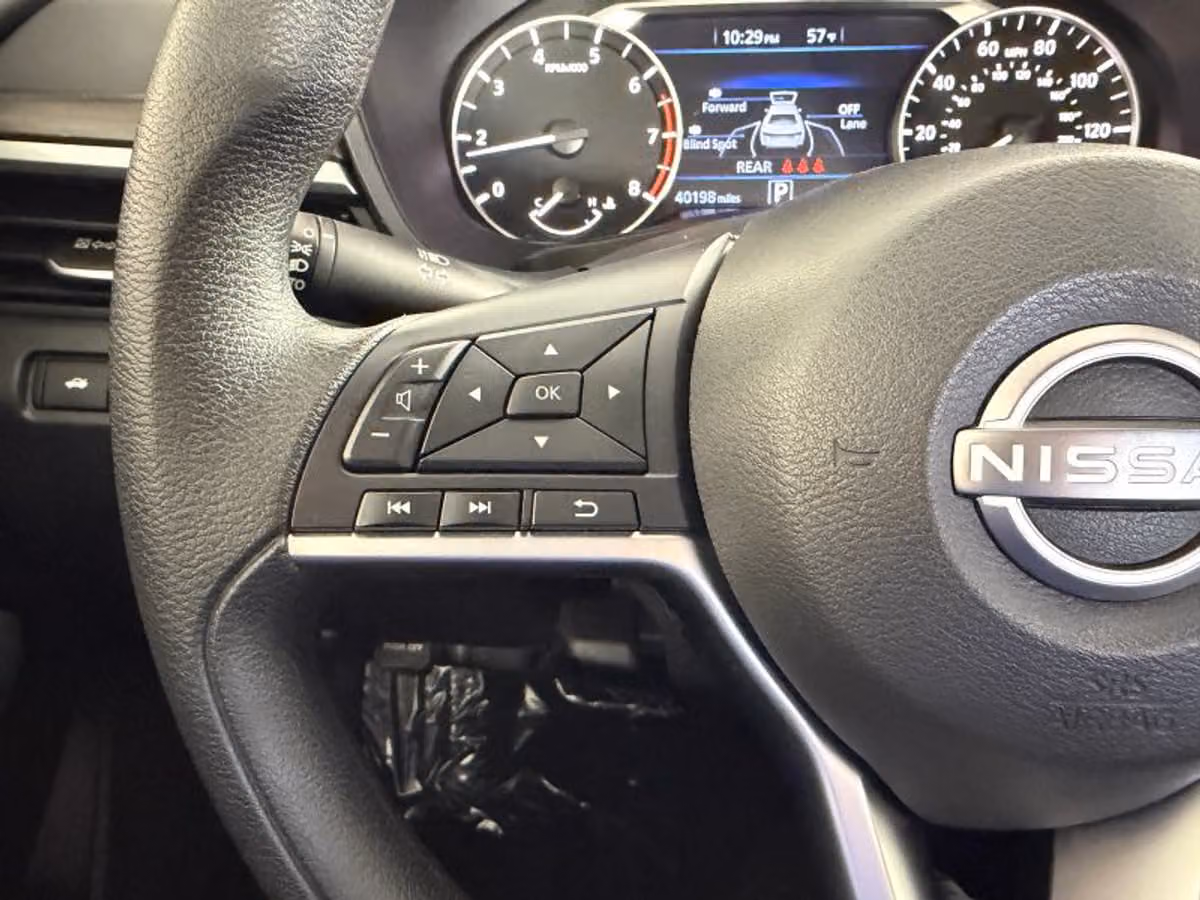 2025 Nissan Altima 2.5 SV Image 33