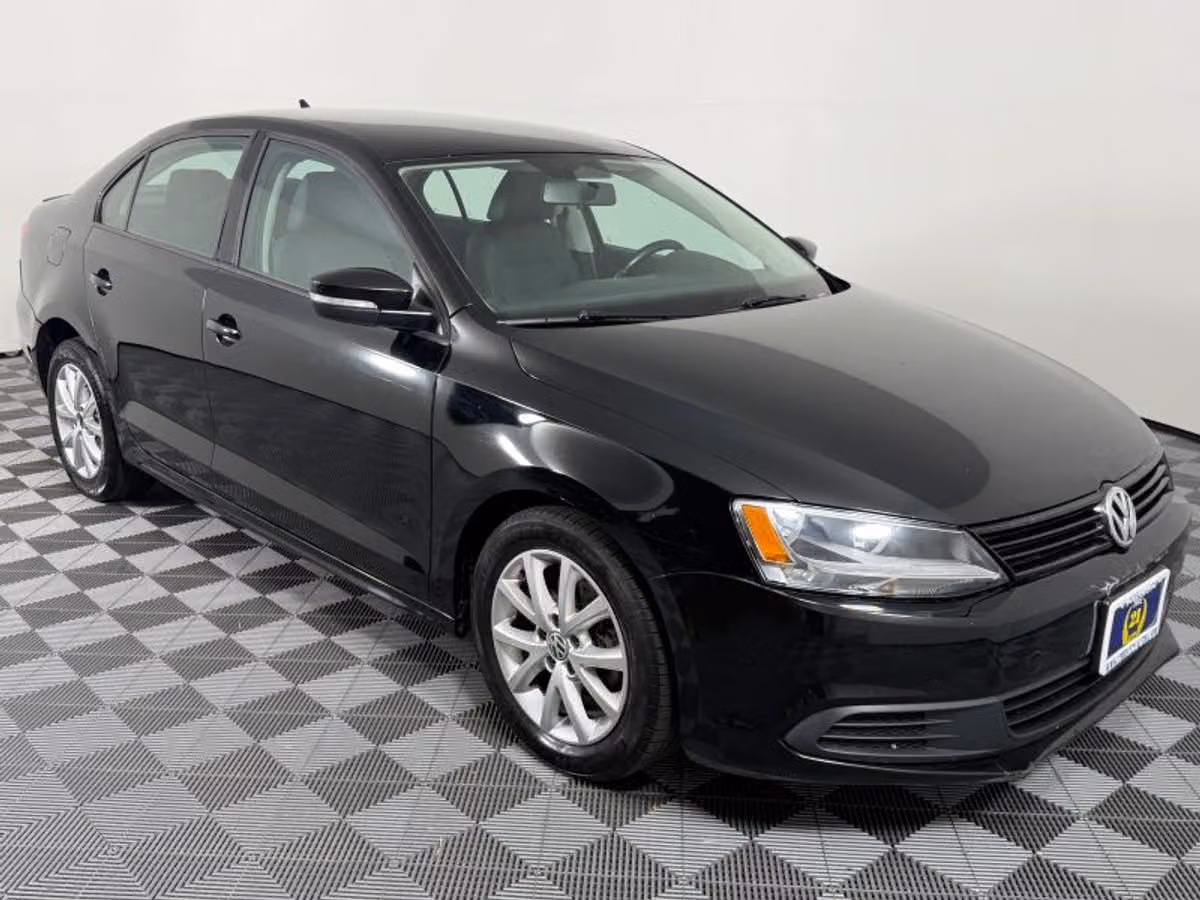 2012 Volkswagen Jetta 2.5L SE Sedan 4D Image 24