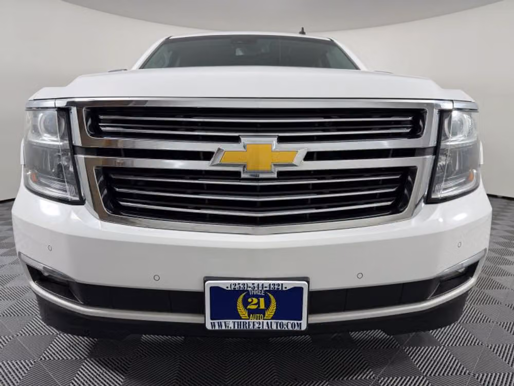 2015 Chevrolet Suburban LTZ Image 3